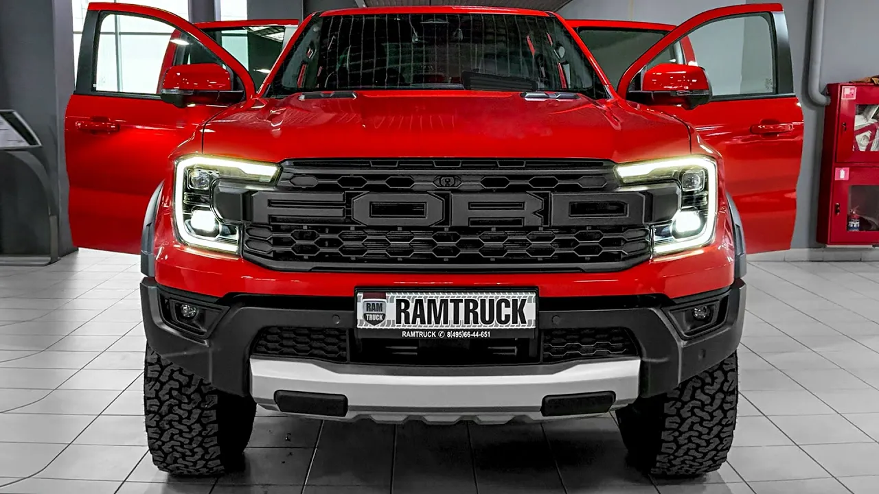 2025 Ford Ranger Raptor - Sound, interior and Exterior