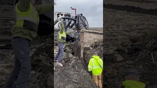 Underground Pipe Laying Machine! 🤯 #machinery #farming #machine