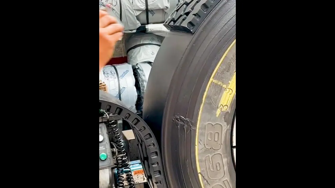 I could watch the process of re-treading tires all day 😍