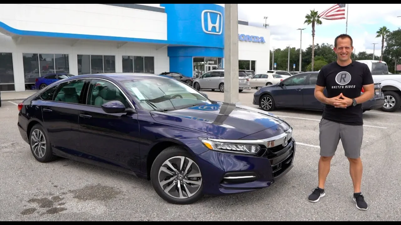Is the 2019 Honda Accord Hybrid a BETTER hybrid than the Camry?