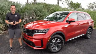 Is the 2021 Kia Sorento EX a BETTER hybrid SUV than a Toyota Highlander?