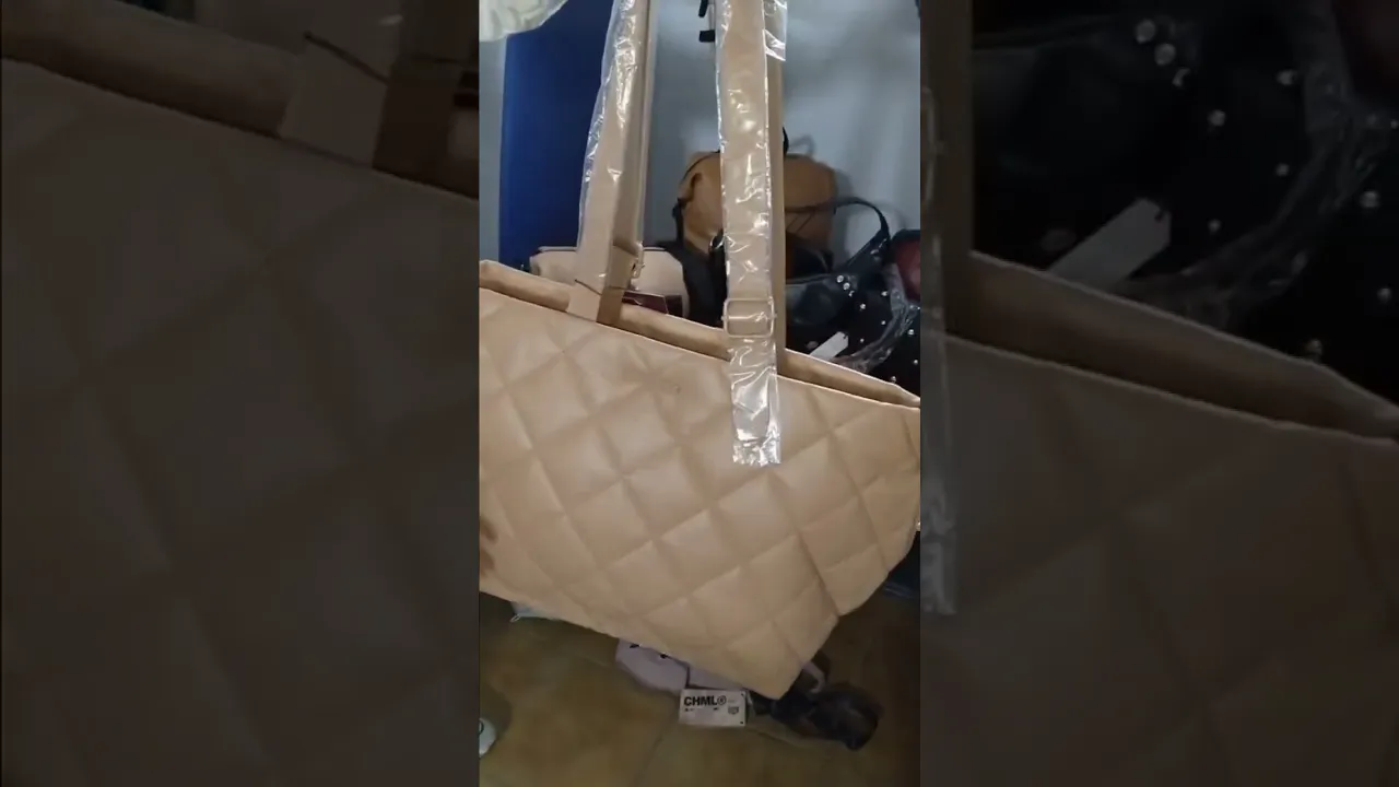 Video de Tienda de Poupee