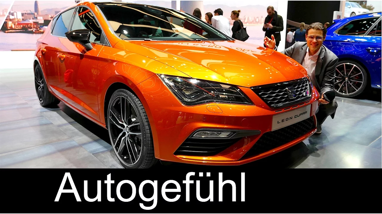 Seat Leon Cupra 300 REVIEW hatch vs estate Colour and trim Special - Autogefühl