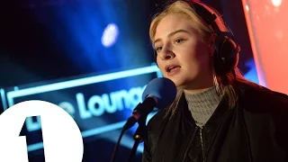 Lapsley covers Zayn&#39;s Pillowtalk in the Live Lounge