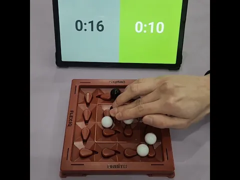 Fast-Paced Showdown: 'Orbito,' an Abstract Strategy Board Game for Two Players, Round 3