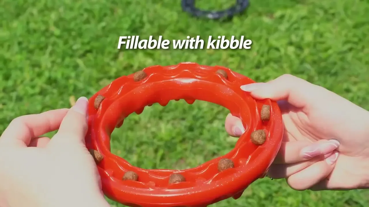 Жувальна іграшка для собак, кільце, наповнюється ласощами Ferplast Smile L Black