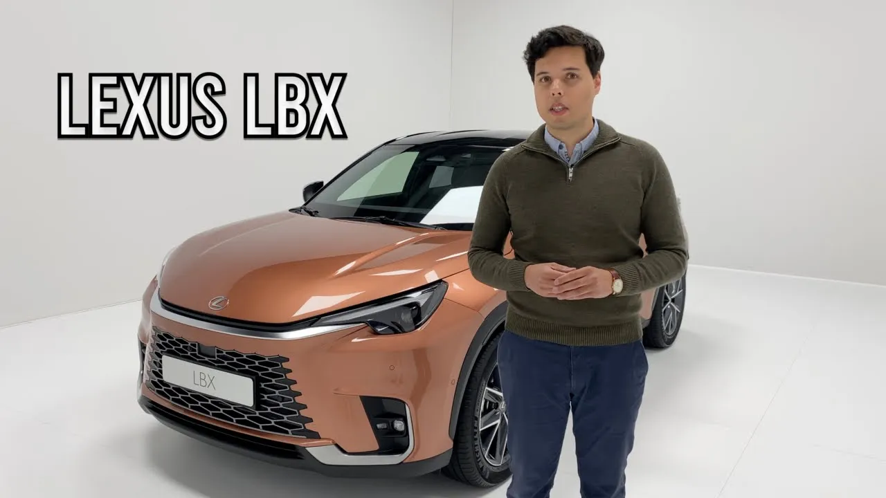 Lexus LBX - världspremiär av märkets minsta SUV (ENG SUB)