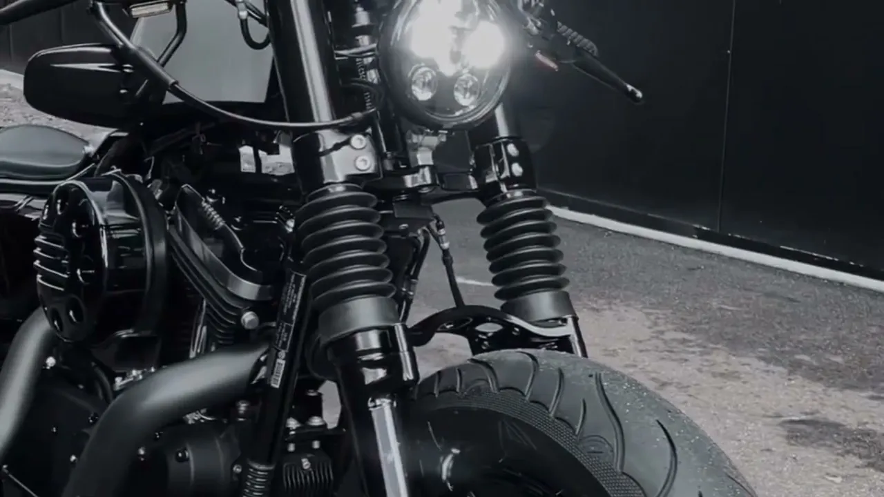 Vídeo de Furya Garage | Acessórios de Customização para Motos