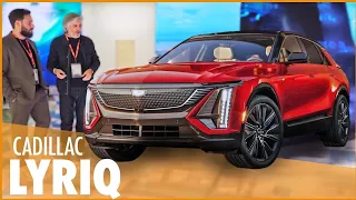 CADILLAC LYRIQ 🇺🇸 ELLE EST TRÈS COOL FINALEMENT | Mondial de l'Auto 2024