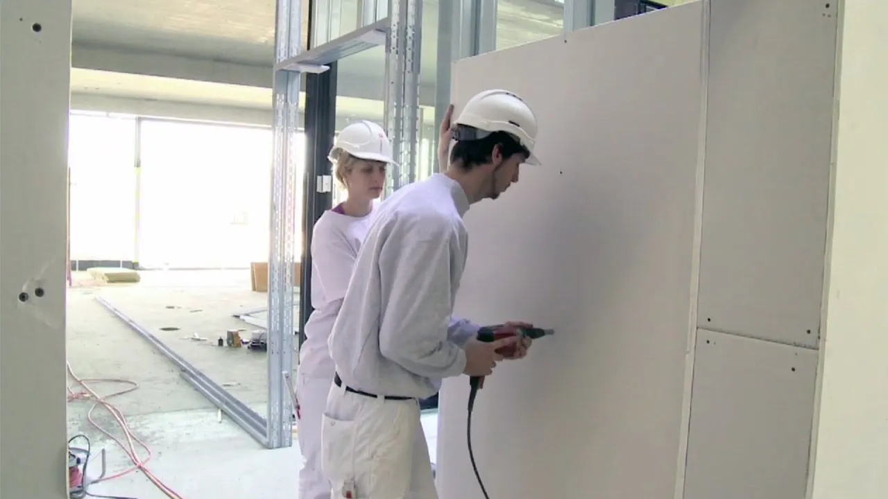 Gipser/in-Trockenbauer/in EFZ – Film mit Porträt eines Berufstätigen