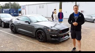 How does a 2018 Ford Shelby GT350R differ from a GT350?