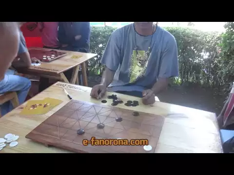 Session of Fanorona and Vela