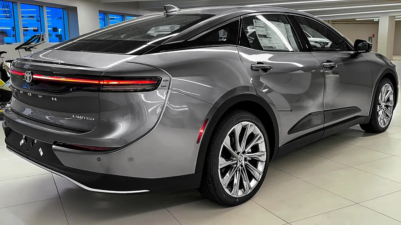 2025 Toyota Crown - Modern Technology and High-Performance Sedan!