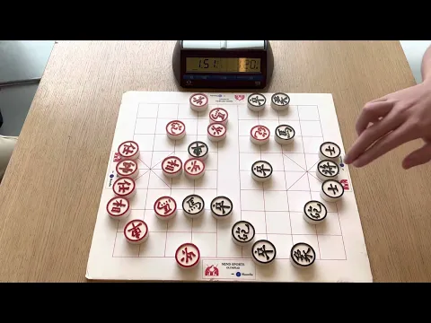 Friendly Chinese Chess blitz between gold and silver medalists