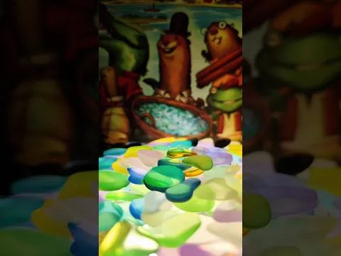 How lovely are these glass stones in the River Valley Glassworks?!