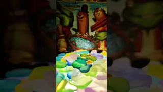 How lovely are these glass stones in the River Valley Glassworks?!