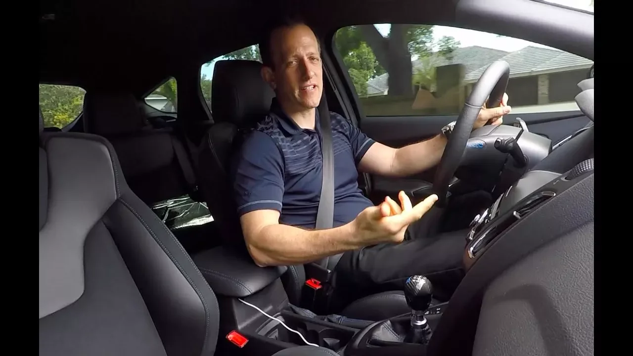 Should you SPEND the extra MONEY for a Ford Focus RS or get a Focus ST? - Raiti's Rides