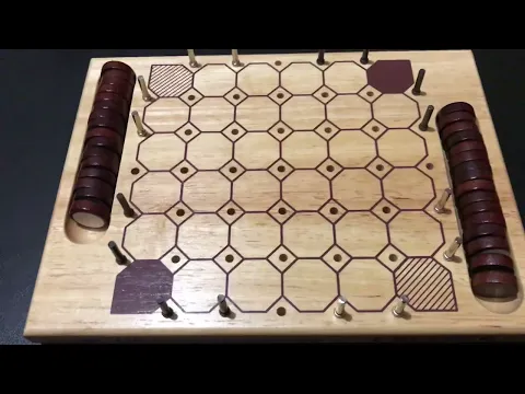Creeper. Fun little abstract game from 2002