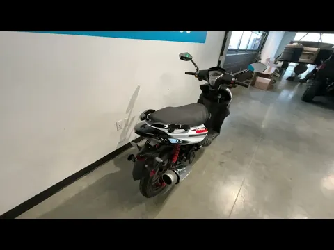 2023 Scootterre Voyageur Urbain 50 Thumbnail alt