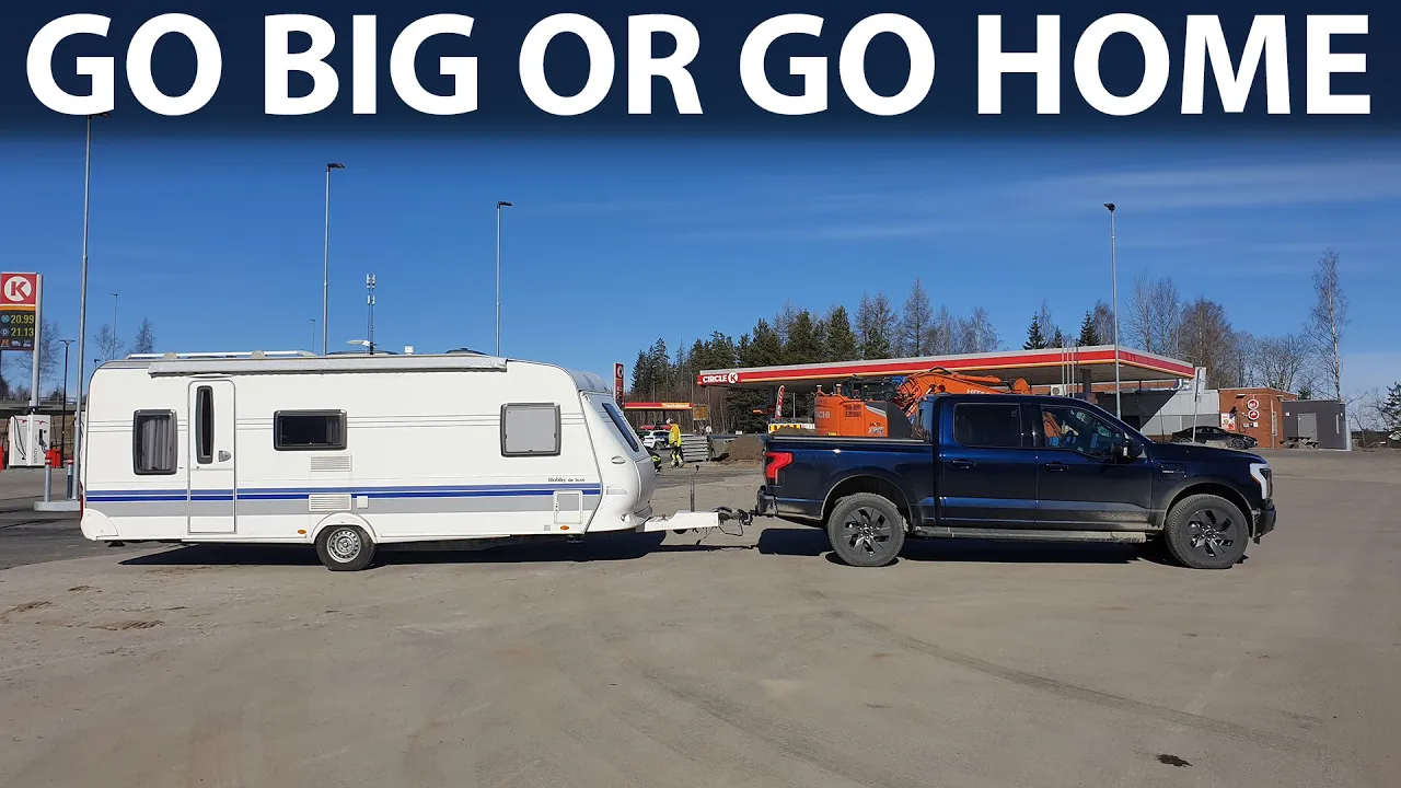 Ford F-150 Lightning SR range test with caravan