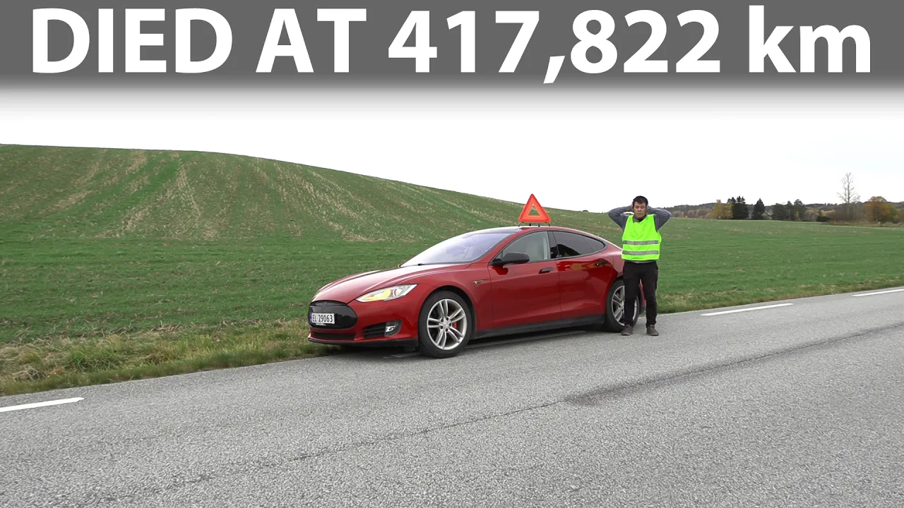 I drove a 2013 Tesla Model S P85 Millennium Falcon until the batteri died