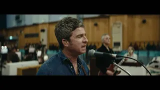 Noel Gallagher&#39;s High Flying Birds - Open The Door, See What You Find (Official Video)