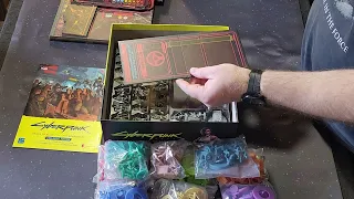Showcase/unboxing Cyberpunk 2077 Gangs of Night City Board Game