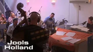 Jools Holland & José Feliciano – Feliz Navidad (Video) OFFICIAL