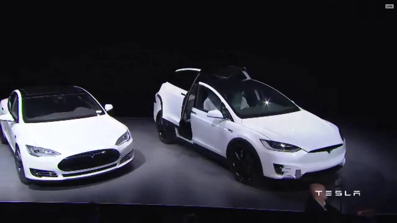 Présentation Tesla Model 3 par Elon Musk
