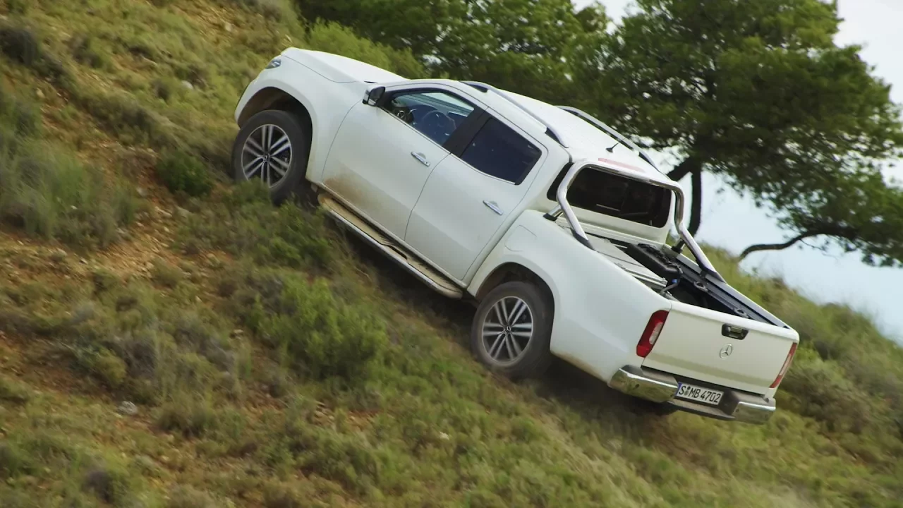 2018 Mercedes X-Class Pickup - Offroad Test
