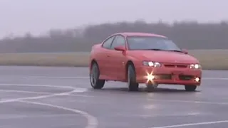 Holden Monaro power lap | Top Gear