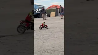 Proof that good things come in small (RC) packages! 🤣 #rc #rcbikes #motorbike