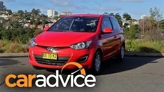 Hyundai i20 Review - Showroom shakedown with Tegan and Marika