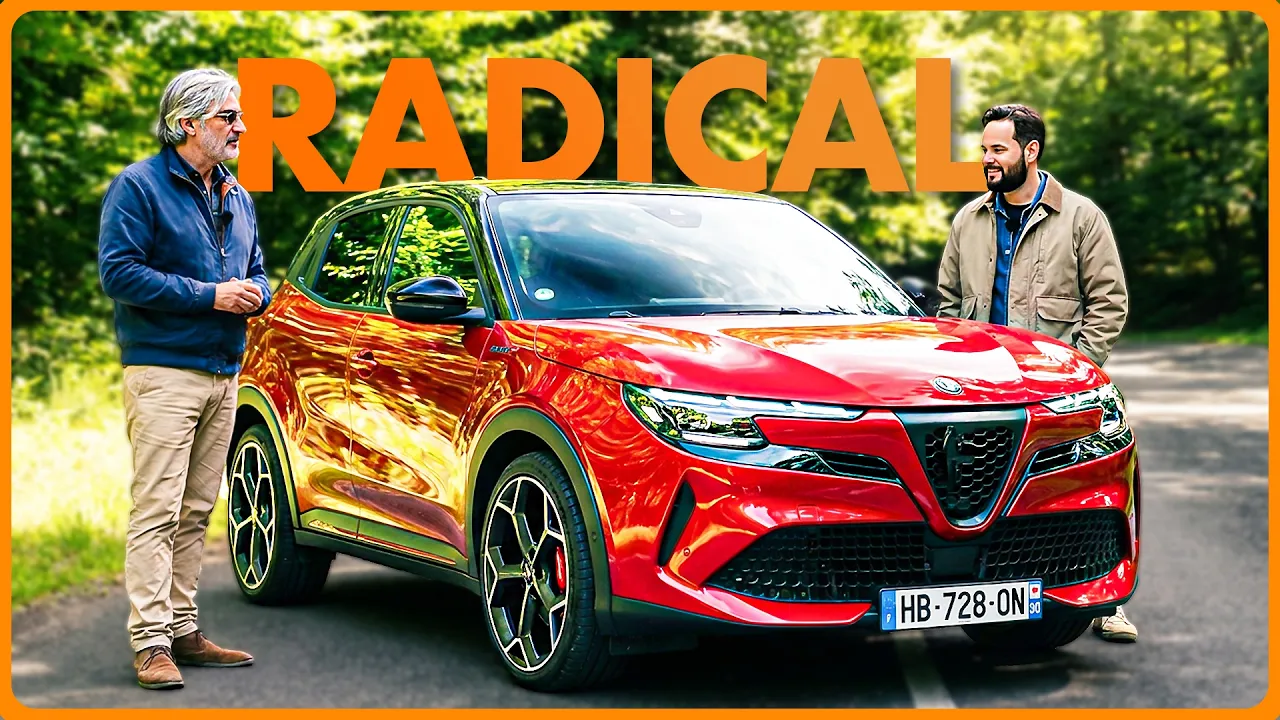 GÉNIALE OU DÉCEVANTE ? On a testé l'Alfa Romeo Junior Veloce !