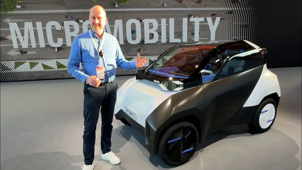 Toyota FT-ME: Mikrobilen for småturer - kan leies fra mobilen.