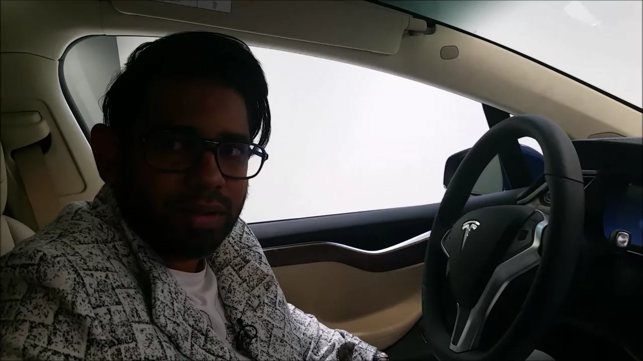 Livraison de la 1ère Tesla Model X en France - Le témoignage d'Eddy