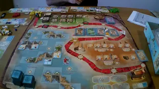 Os enseñamos a jugar al Race to the New Found Land!