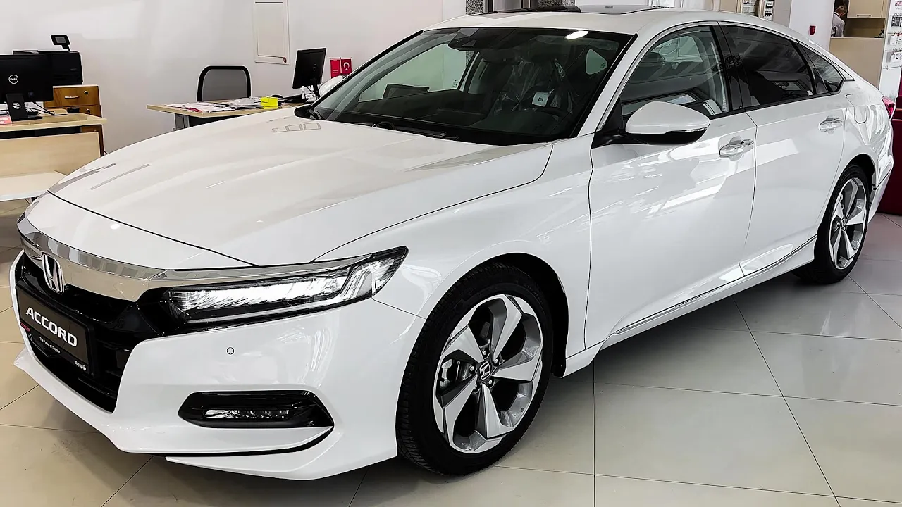 Honda Accord (2022) - Splendid Sport Sedan!