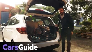 Kia Rondo S 2017 review | road test video
