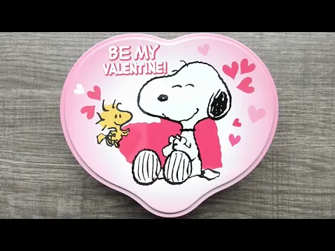 UNO A Charlie Brown Valentine Card Game