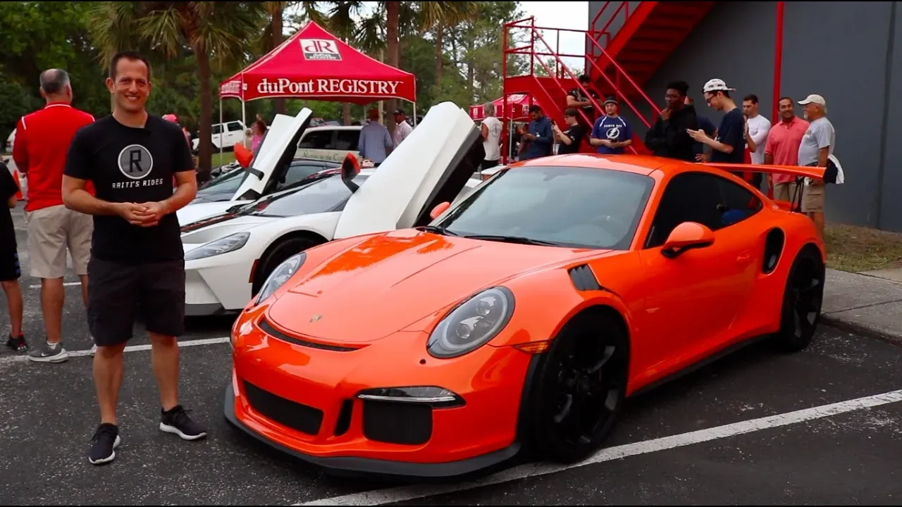 Why is the 2016 Porsche 911 GT3 RS an ICONIC sports car?