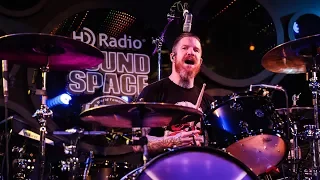 Fall Out Boy - Thnks fr th Mmrs (Live at KROQ)