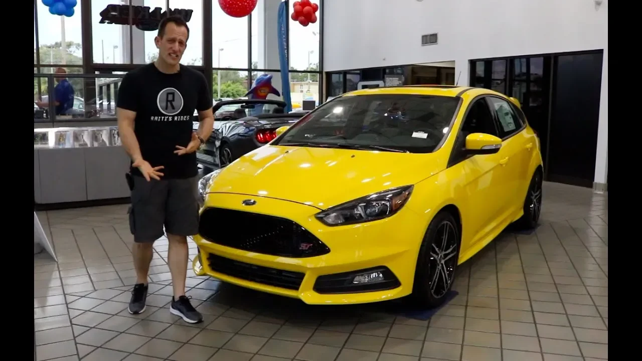 Why is this 2018 Ford Focus ST worth getting before it's GONE? - Raiti's Rides
