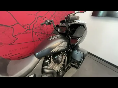Indian Motorcycle Challenger Dark Horse 2022 Thumbnail alt
