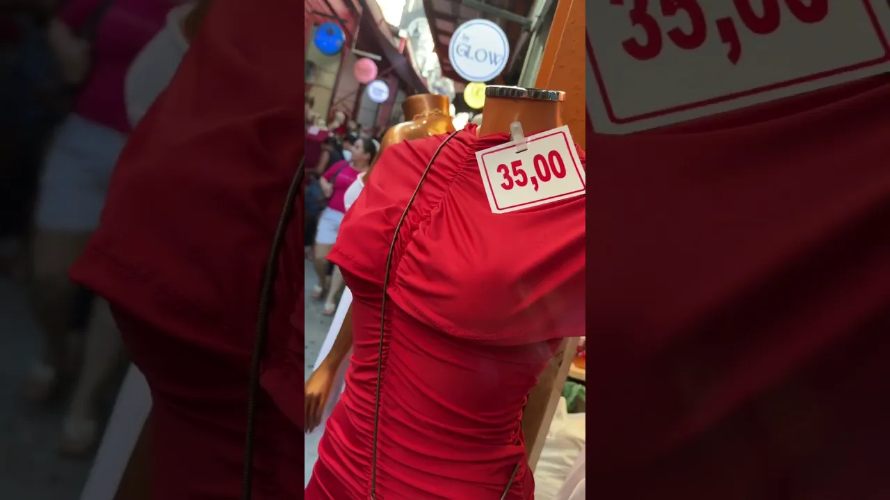 Vídeo de Adora Store