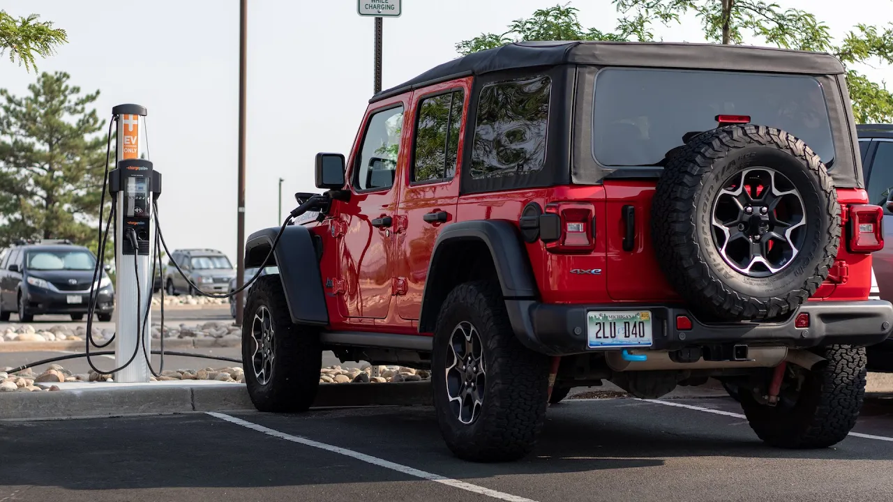 2021 Jeep Wrangler 4XE City Electric Range Test!