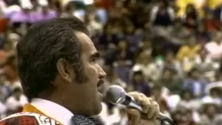 Vicente Fernández - No Me Se Rajar (En Vivo)
