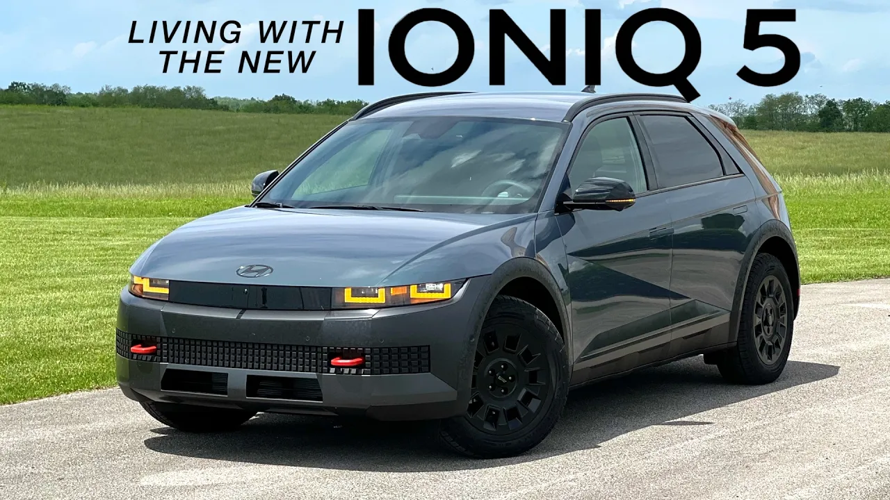2025 Hyundai IONIQ 5 -- What's NEW for This Futuristic Crossover?? (Refreshed)
