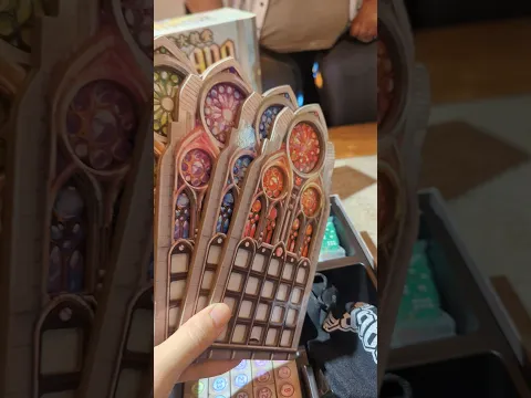 Sagrada #boardgamelife #boardgames #聖家族大教堂 #聖家堂