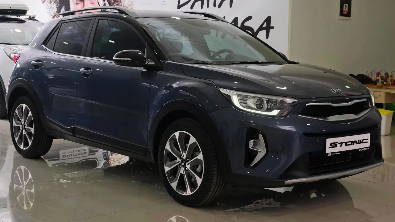 2021 Kia Stonic - Exterior and interior Details (Cool Car)